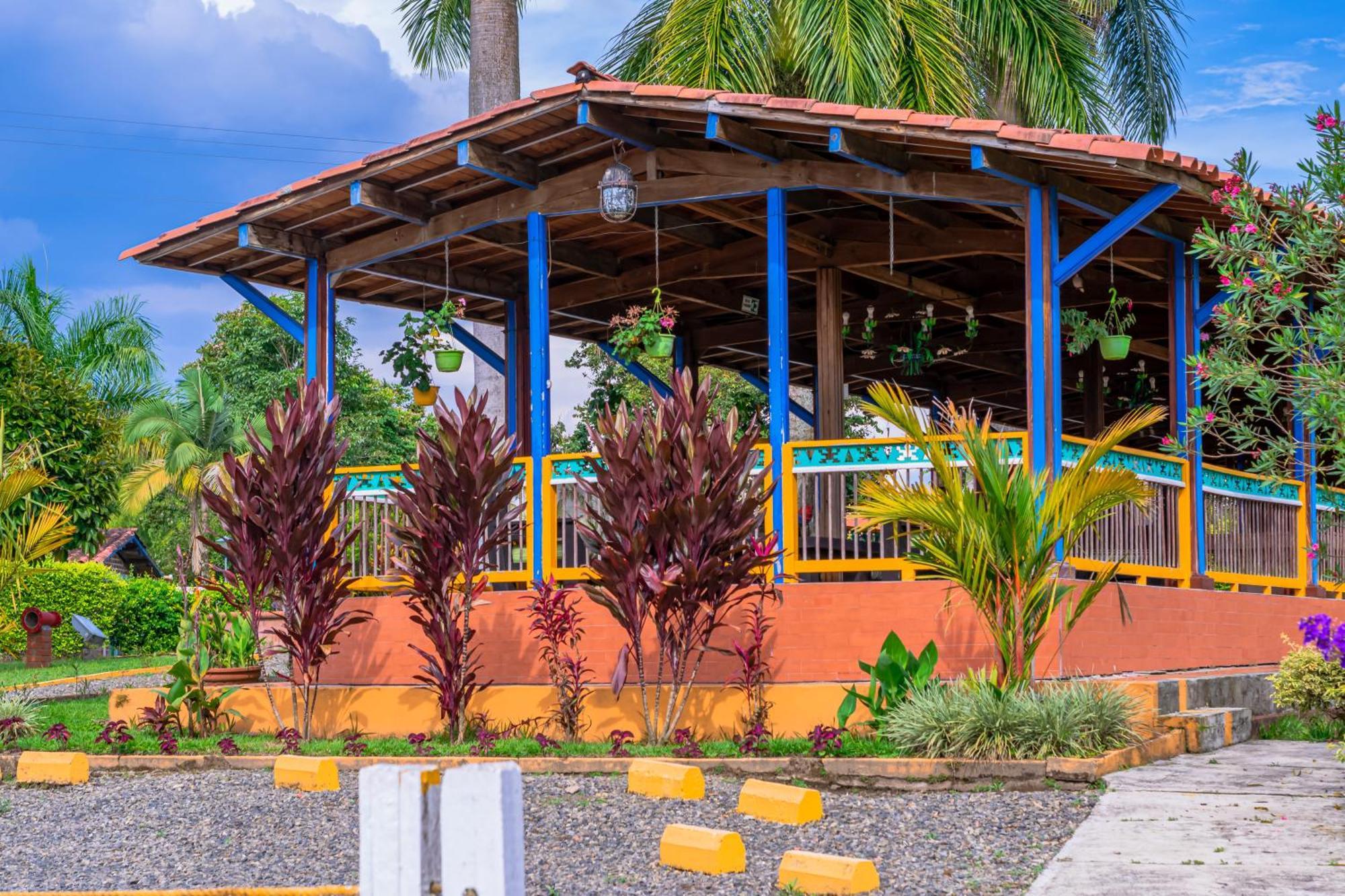 Finca Hotel El Ocaso Quimbaya Ngoại thất bức ảnh